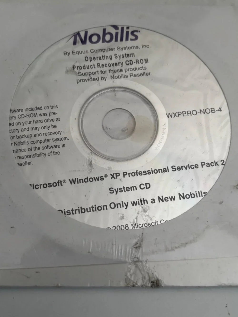 Microsoft Windows XP Professional Version 2002 System CD Nobilis Distribution On
